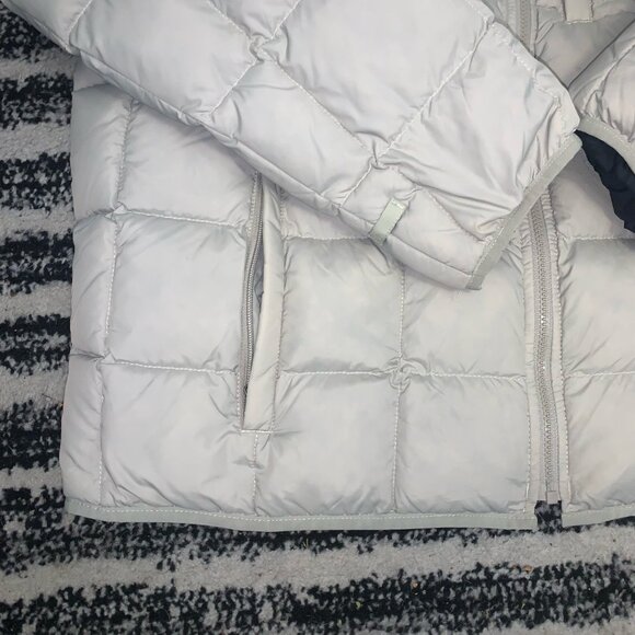 LL BEAN PUFFER JACKET - Picture 3 of 4